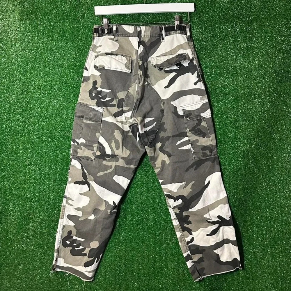 Y2K Skater Style White camo cargo Pants with adjustable waist‎